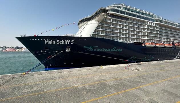 Iran-Krieg - Kreuzfahrtschiff vor Doha