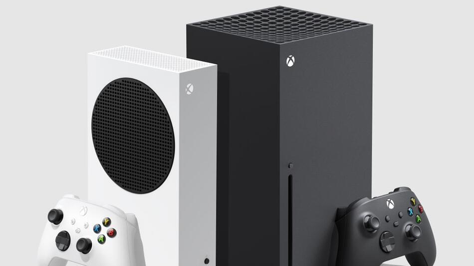 Microsoft, Xbox, Series X, Series S, Xbox One, Game Pass, Sony, PS5, Konsole, schwarz, weiß