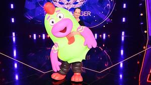 Natalia Wörner steckt bei "The Masked Singer" unter Quietsch.