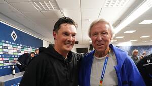 Horst Hrubesch (r) und Merlin Polzin
