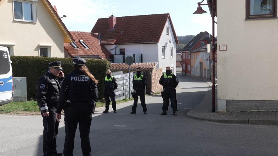 Leichenfunde bei Erfurt: Polizist soll Familie und sich getötet haben