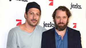 Christian Ulmen (re.) feierte mit Fahri Yardim und "jerks." große Erfolge.