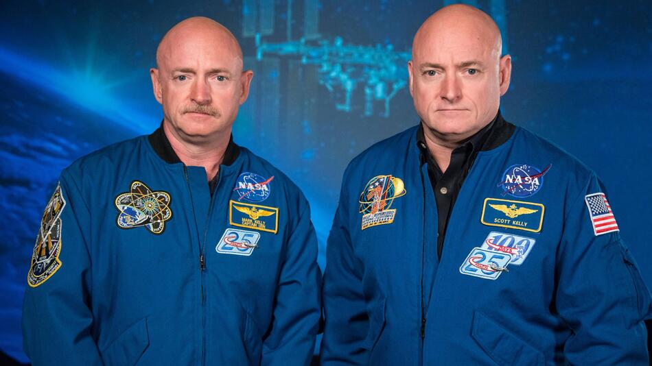 Scott Kelly, Mark Kelly