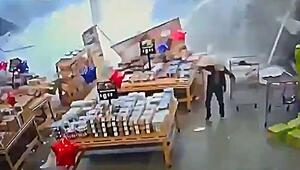 Decke bricht ein: Wassermassen fluten Supermarkt in New Jersey