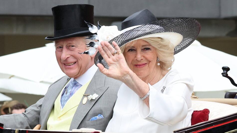 König Charles III. und Königin Camilla am letzten Tag des Royal Ascot.
