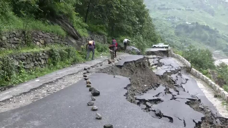Himalaya: Erdrutsche nach Sturzfluten
