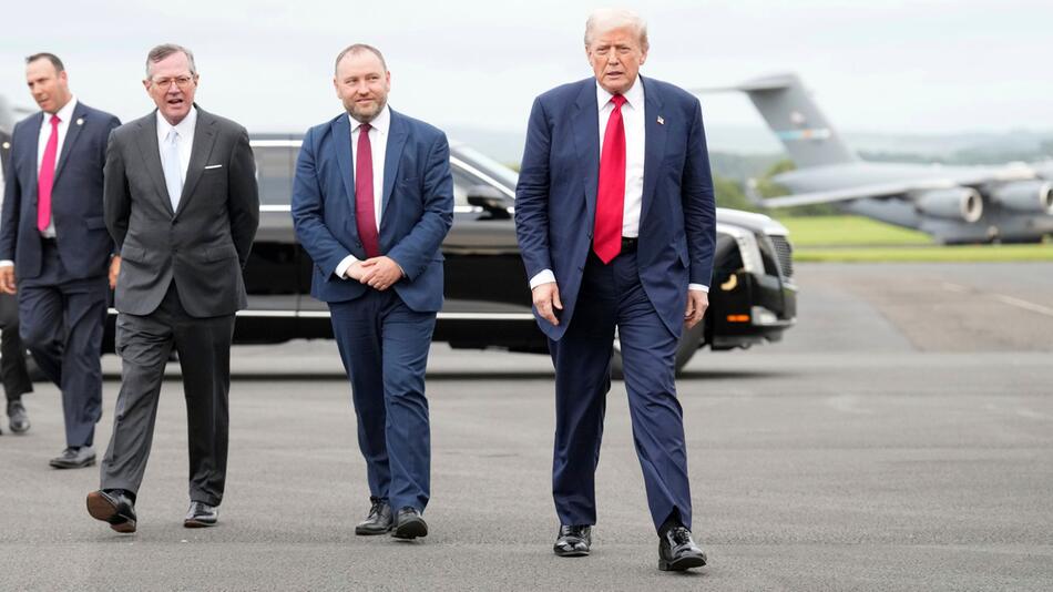 US-Präsident Trump besucht Schottland
