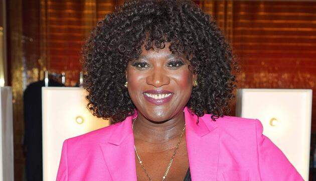 Schauspielerin Thelma Buabeng freut sich auf ihren neuen Fall im ZDF-Krimi "Die Polizistin".