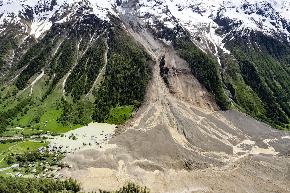 Gletscherabbruch im Wallis
