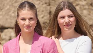 Prinzessin Leonor (l.) und ihre Schwester, Prinzessin Sofía, im Sommer 2026.