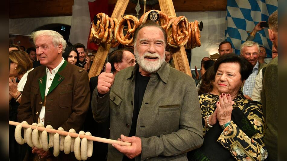 Arnold Schwarzenegger ist seit Jahren Stammgast bei der Weißwurstparty.