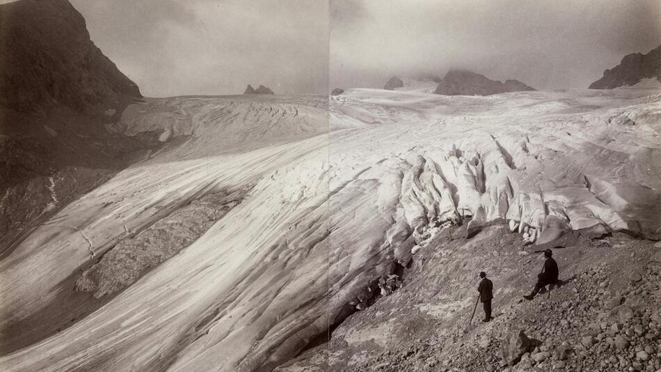 Simonys Aufnahme des Dachstein-Gletschers aus 1885