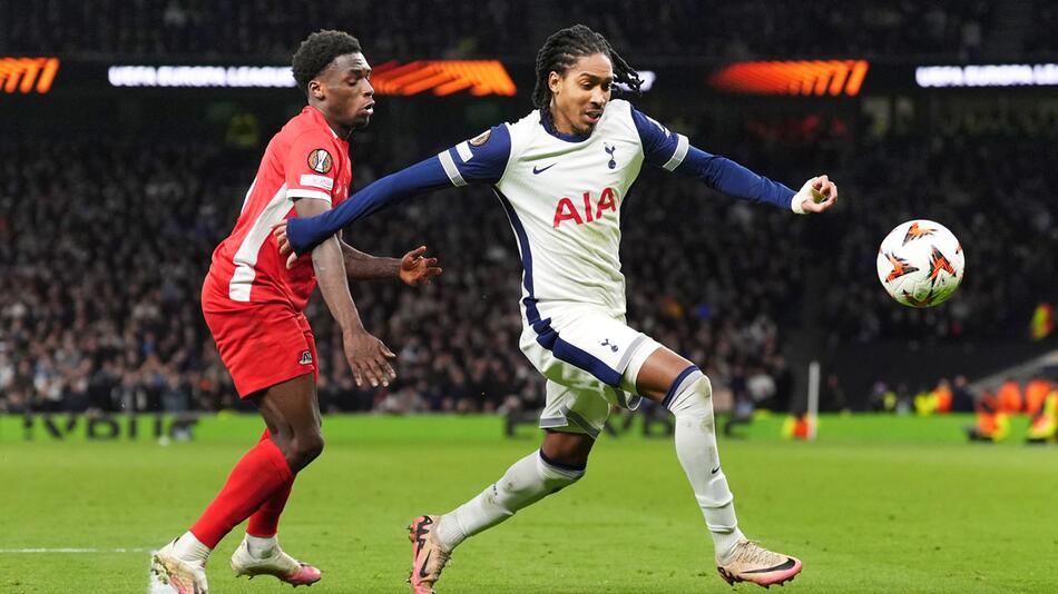 Tottenham Hotspur - AZ Alkmaar