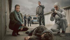 Finale "Theresa Wolff"-Folge "Nebel": Dr. Theresa Wolff (Nina Gummich), Bruno Lewandowski (Aurel ...