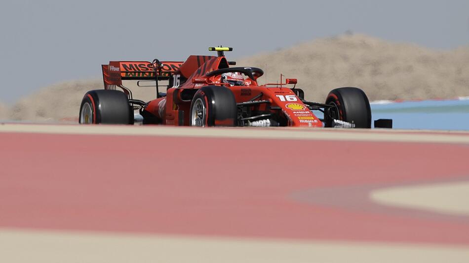 Formel-1-Training auf dem Bahrain International Circuit