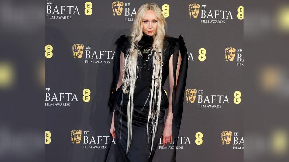 Es scheint, als hätte sich Gwendoline Christie bei ihrem Look für die BAFTA-Verleihung 2025 von ...