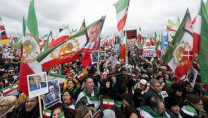 Demonstration gegen Irans Führung