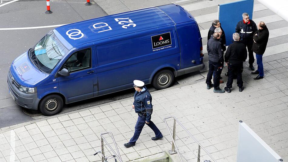 Überfall auf Geldtransporter am Köln/Bonner Flughafen