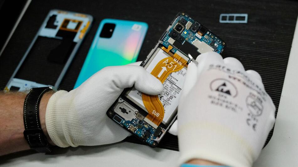 Ein Gutteil der Reparaturen wird an elektrischen Geräten vorgenommen