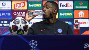 Vor dem Finale Paris Saint-Germain - FC Arsenal