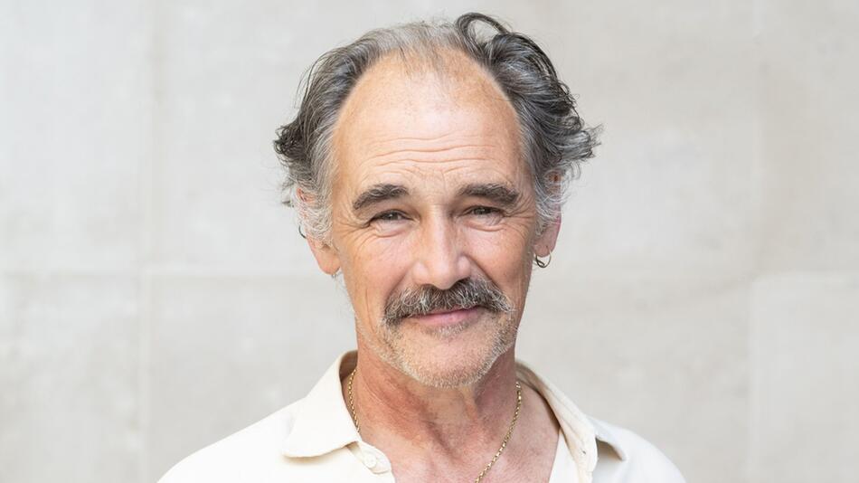 Oscarpreisträger Mark Rylance ist als Dumbledore für eine neue "Harry Potter"-Serie im Gespräch.