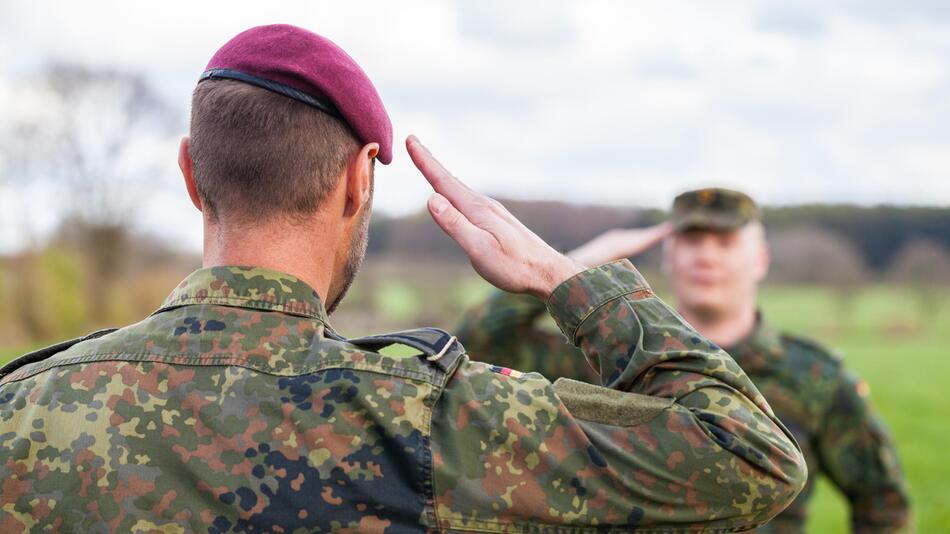 Bundeswehr, Militär, Wehrpflicht, Freiwilligendienst