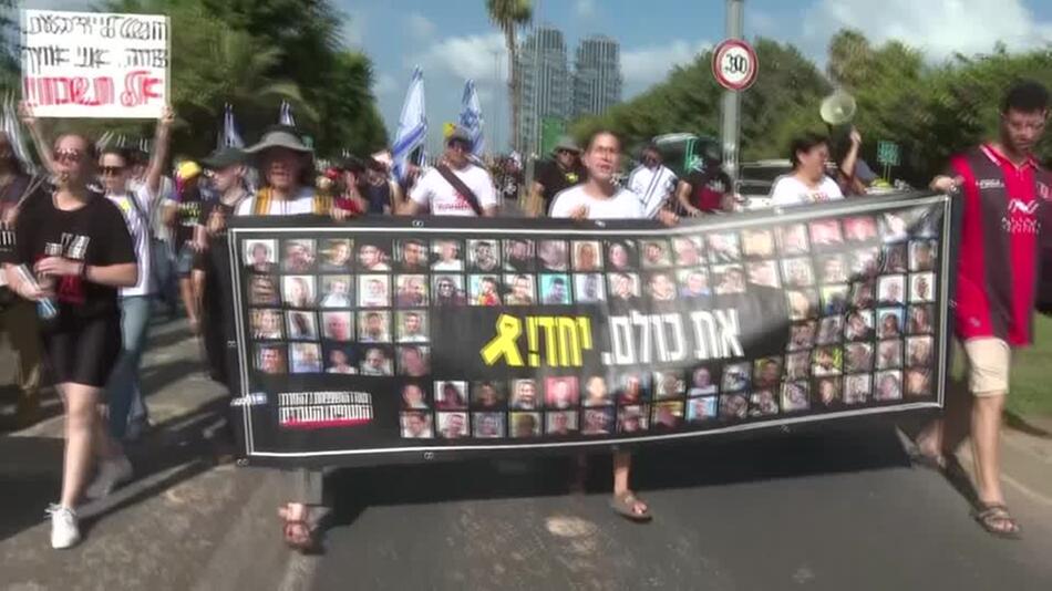 Tausende Israelis fordern mit Streiks Einigung mit Hamas