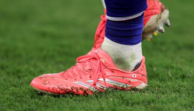 Pinke Fußballschuhe