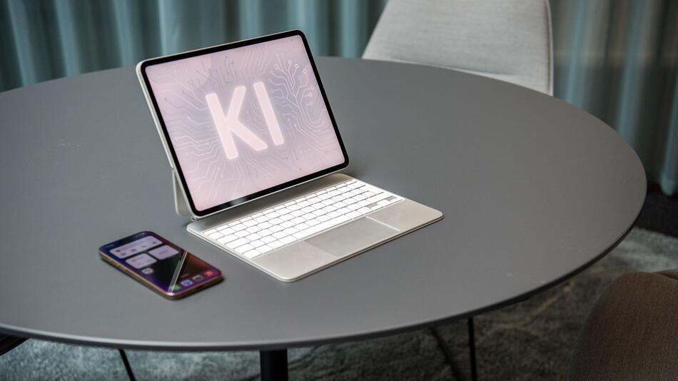 Ein KI-Assistent auf einem iPad