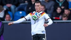 Said El Mala (19, Linksaußen)