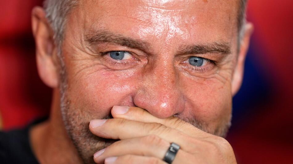 Barcelonas Trainer Hansi Flick