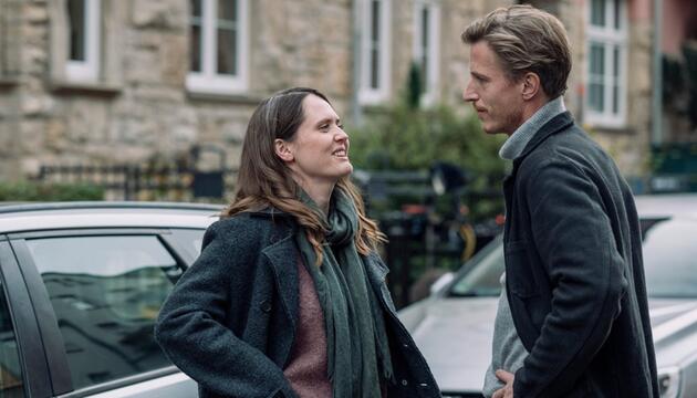 "Thüringenkrimi: Gerechtigkeit": Rechtsmedizinerin Mala Murphy (Emily Cox) und ...