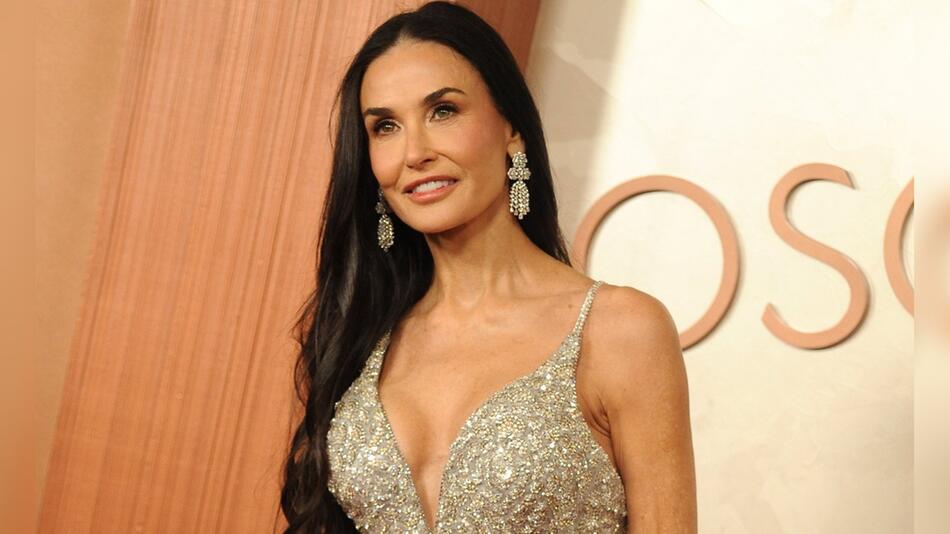 Demi Moore kurz vor Verleihung der Academy Awards.