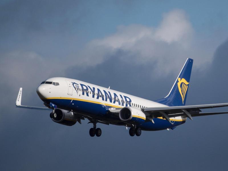 Ryanair-Flug gestrichen: Diese Rechte haben Passagiere | GMX.AT