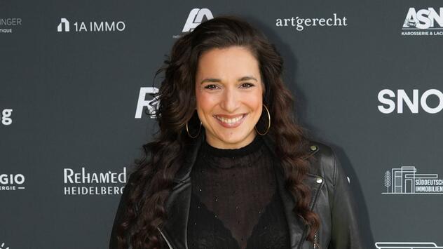 Sally Özcan freut sich auf ihr drittes Kind, muss sich derzeit aber viel ausruhen.