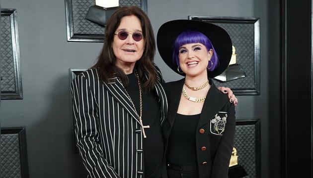 Kelly Osbourne hat sich über ein KI-Video ihres Vaters Ozzy geäußert.