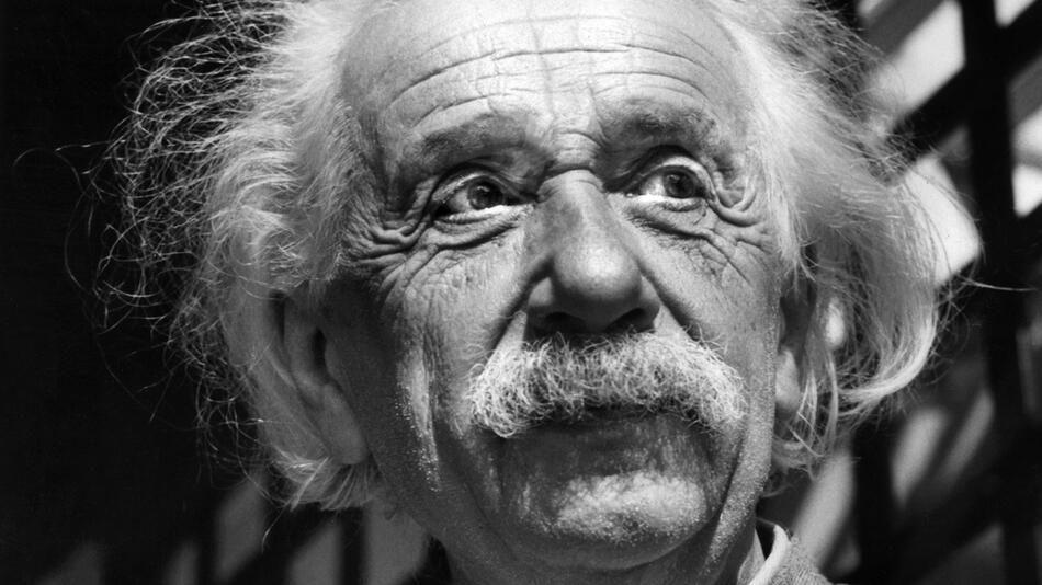 Brief von Albert Einstein in Jerusalem versteigert