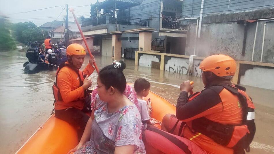 Überflutungen auf Bali