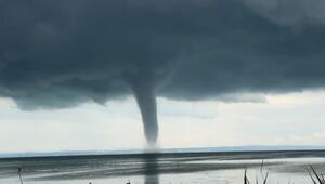 Seltenes Naturschauspiel: Tornado bildet sich auf dem Bodensee