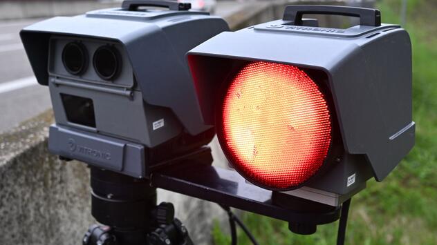 Französische Polizei stoppt Porschefahrer mit Tempo 312