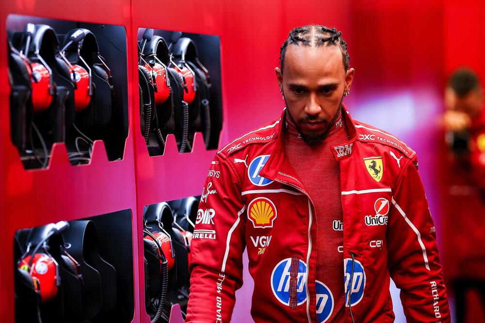 Lewis Hamilton beim Test in Bahrain.