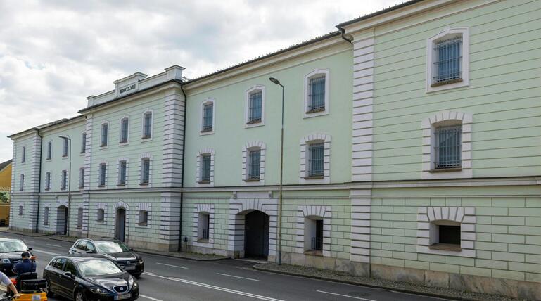 Der Mordverdächtige saß seit Anfang August mit dem Opfer in einer Zelle