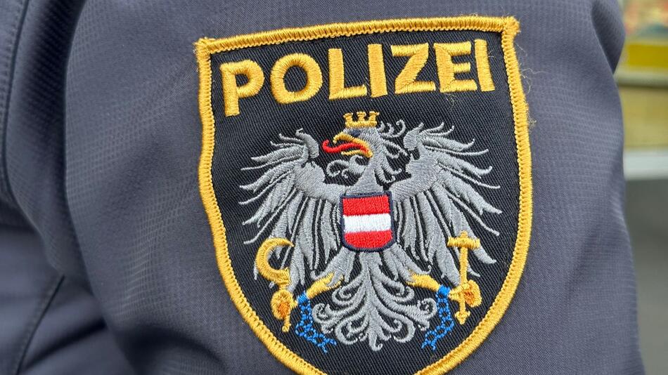 Die Polizei ermittelt zu einer Schlägerei zwischen Fußballfans