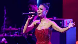 Nicole Scherzinger geht mit zwei Kolleginnen auf Pussycat-Dolls-Tour.