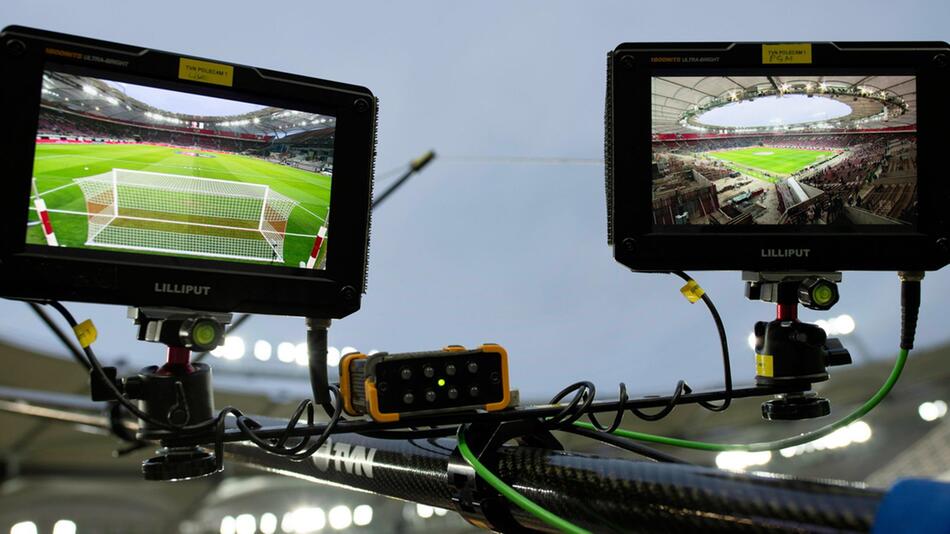 Während der Fußball-EM in Deutschland gibt es ein umfassendes Streaming- und TV-Angebot, um alle ...