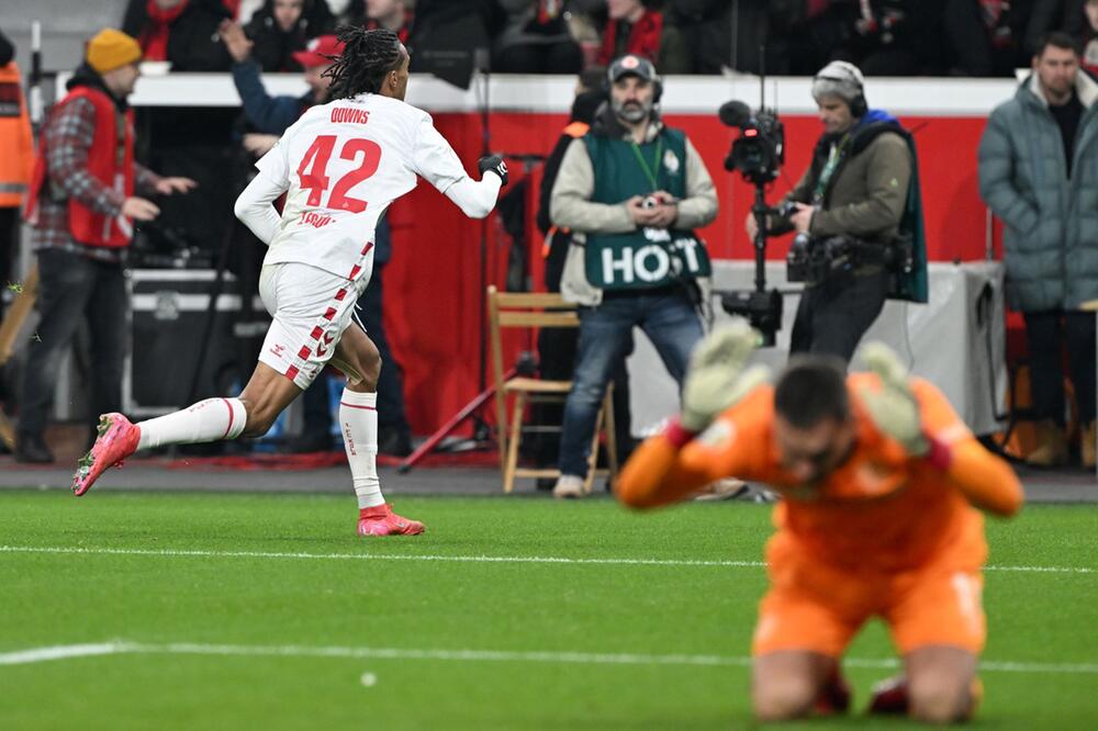 Bayer Leverkusen - 1. FC Köln