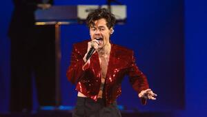 Fans warten schon über drei Jahre auf neue Musik von Harry Styles.