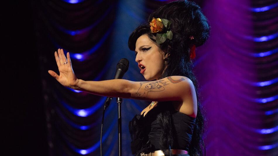 Perfekt gecastet: Marisa Abela spielt in "Back o Black" Amy Winehouse.