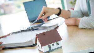 Beratungsgespräch um Hausbau