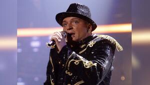 Menowin Fröhlich im Jahr 2010 auf der "DSDS"-Bühne.